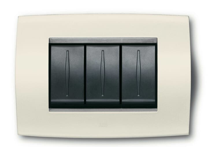 ABB - Placca Soft Tecnica 4 moduli, Grigio Argento Chiaro - Elos