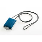 ABB - MEDAGLIONE DI SOCCORSO con pulsante di emergenza integrato DTS6202 per situazioni di pericolo. Un dispositivo essenziale per la sicurezza personale.