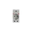 ABB - M1175 Socket outlet Schuko per installazioni elettriche resistenti e sicure.