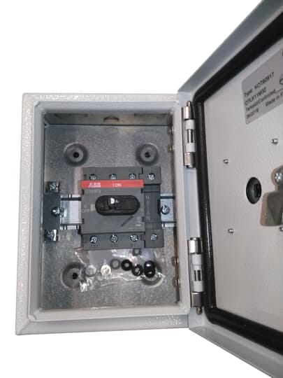 ABB - OTL45B3M Enclosed Switch Disconnector SEZ CASSETTA MET 3P 45A.