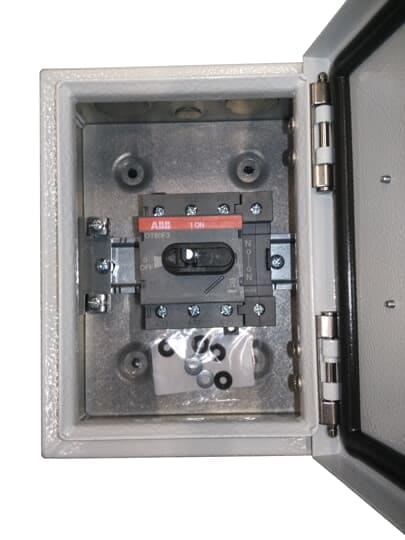 ABB - OTL63B3M Enclosed Switch Disconnector SEZ CASSETTA MET 3P 63A