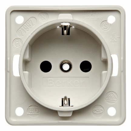 ARTELETA INTERNATIONAL - PRESA SCHUKO BIANCO GHIACCIO