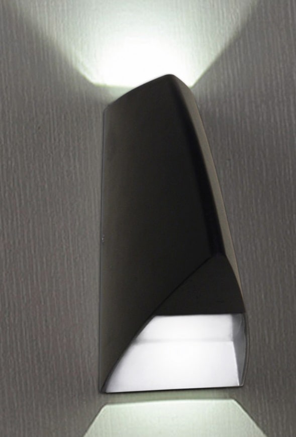 ARTELETA INTERNATIONAL - APPLIQUE A PARETE TRIANG. 4W 4000K