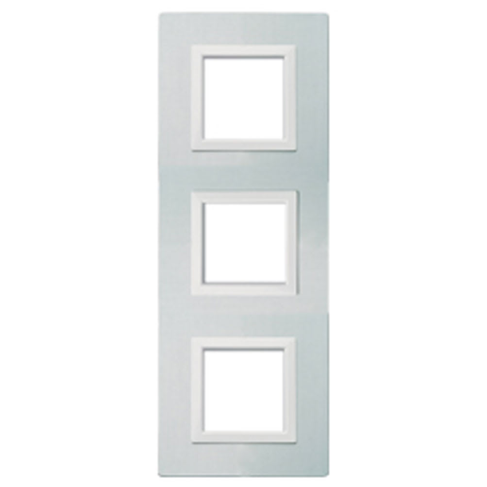 AVE - Placca Vera44 Alluminio. S44 colore alluminio naturale. con cornicetta   2+2+2 Mod.