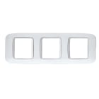 AVE - Placca Yes S45. tripla 6(2+2+2) Mod. bianco banquise con cornice colore bianco banquise