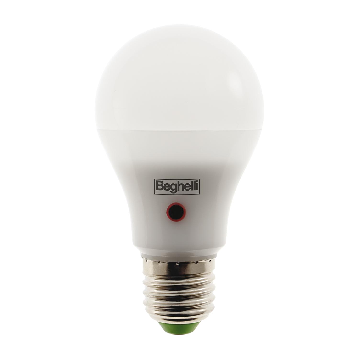 BEGHELLI - Lampadina compatta con design gradevole, rivestimento termoplastico opale e sensore di luce incorporato. GOC SENSOR SAV PREM E27 12W 3K.