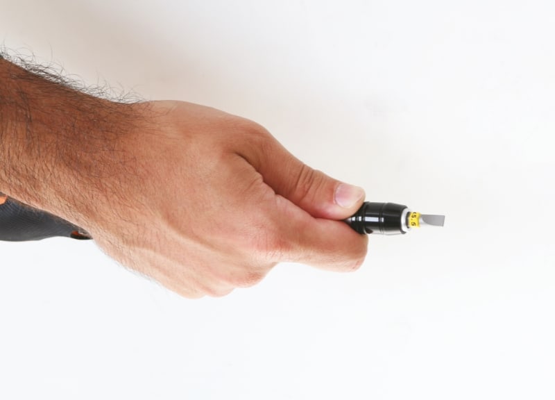 BETA - Giravite portainserti a cricchetto reversibile con impugnatura snodata 7 inserti integrati giraviti a cricch. portainserti 1/4 p.