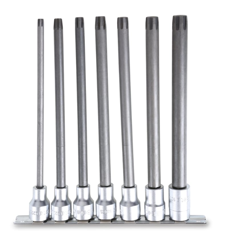 BETA - Serie di 7 chiavi a bussola per viti con impronta esascanalata extra-lunghe art. 920ES/XL-SB su supporto, bussole esascanalate 1/2 7 pezzi su guide ES/XL-SB.