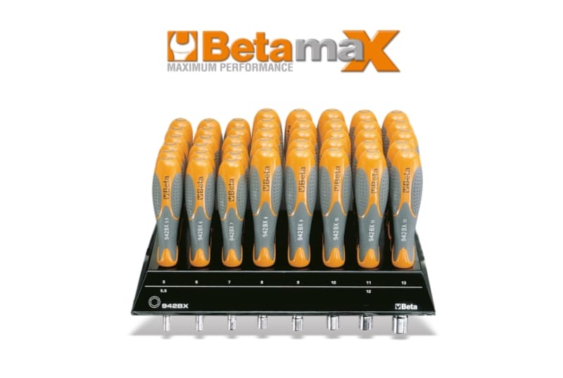 BETA - Espositore da parete con 43 chiavi a bussola esagonale con impugnatura tipo corto DISPLAY L33 43 CH. BUSSOLA BETAMAX BX/DG 009420701