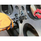 BETA - Pinza per coperture plastiche estraibili dei dadi ruote. 009840005