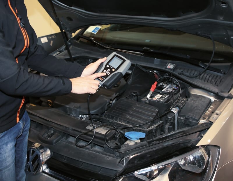 BETA - Tester digitale per batteria 12V e analizzatore sistema di avviamento e ricarica 12-24V TB/12-24.