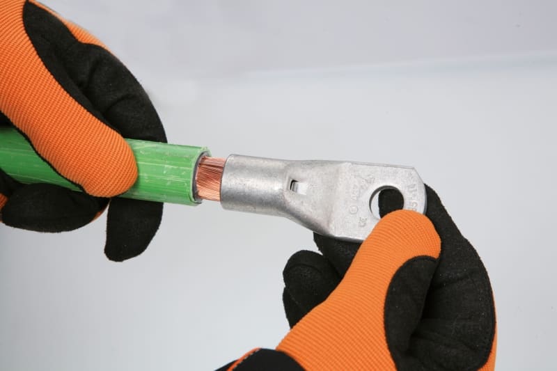 BETA - Pinza crimpatrice oleodinamica con cassetta crimpatrice oleodinamica 5 matrici c/c5 per connessioni affidabili.