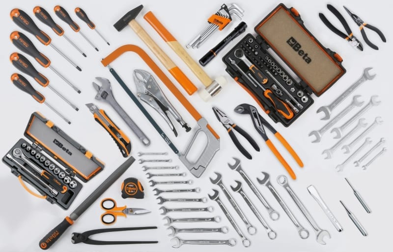 BETA - Assortimento di 111 utensili per impiego universale, contenuti 111ut per cestelli ccvu5.
