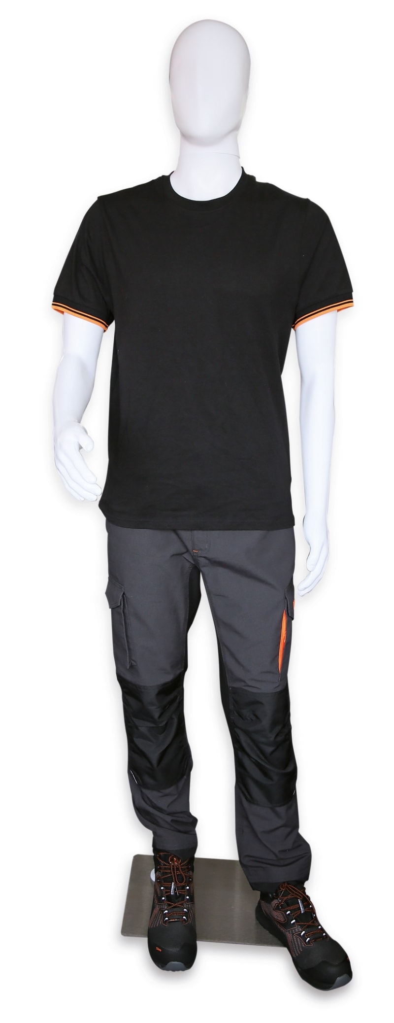 BETA - Manichino espositore di dimensioni autentiche, con solida base in metallo. Manichini workwear m/ww.