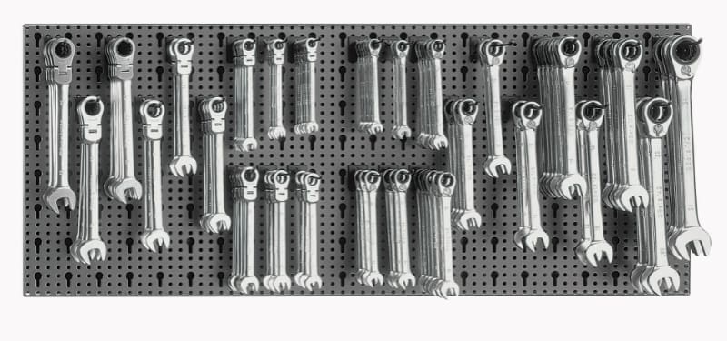 BETA - Assortimento 100 utensili, con ganci senza pannello MODULO X C68 M/40.