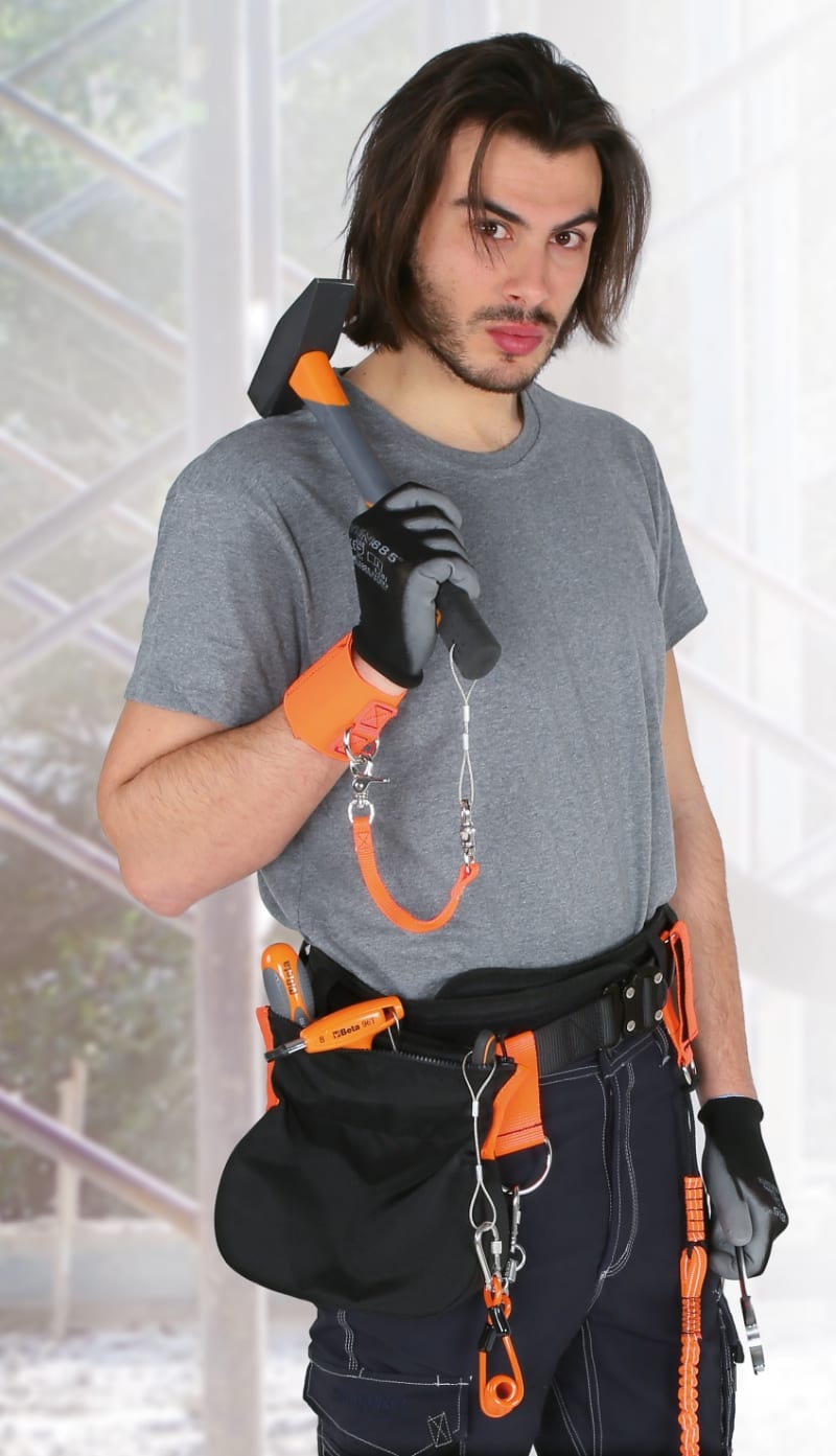 BETA - Polsiera a strappo con anello 2,7kg, ideale per supporto e stabilità durante l'allenamento.