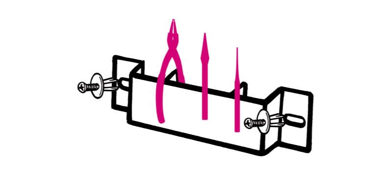 BETA - Supporti portautensili in materiale plastico con tasche integrate.