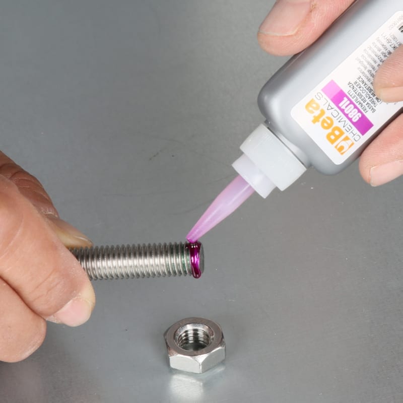 BETA - Frenafiletti bassa resistenza, flacone da 20ml, ideale per applicazioni che richiedono una tenuta leggera.