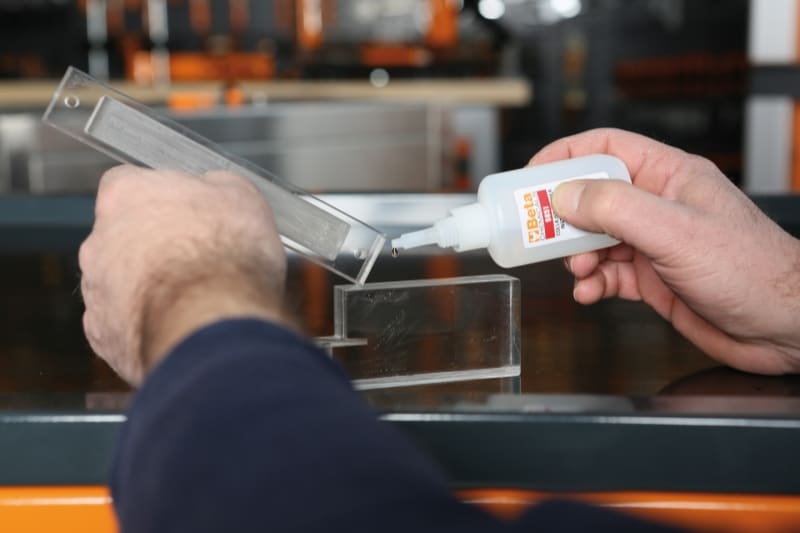 BETA - Colla istantanea per giunzioni strutturali FLAC adesiva 20gr. 098510002