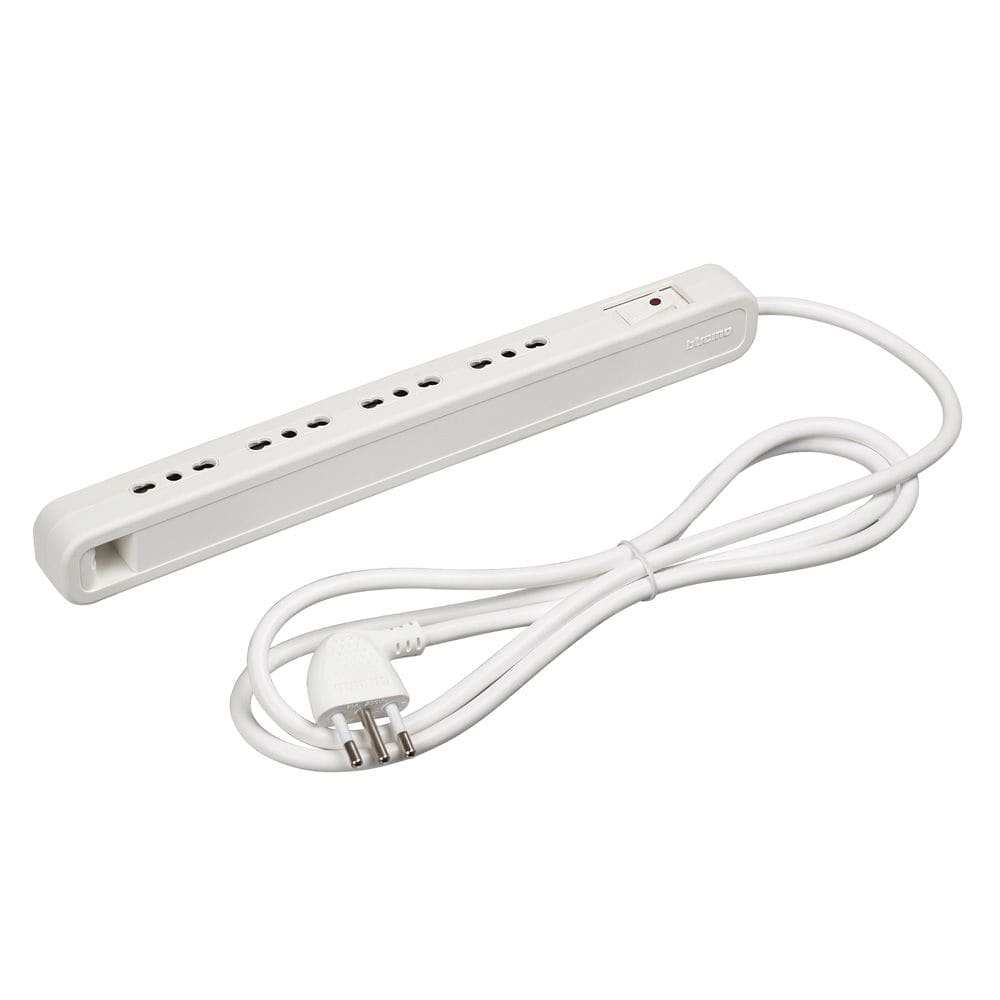 BTICINO - Multipresa ULTRASLIM 4 prese 10/16A e interruttore automatico di sicurezza SAFE - bianca