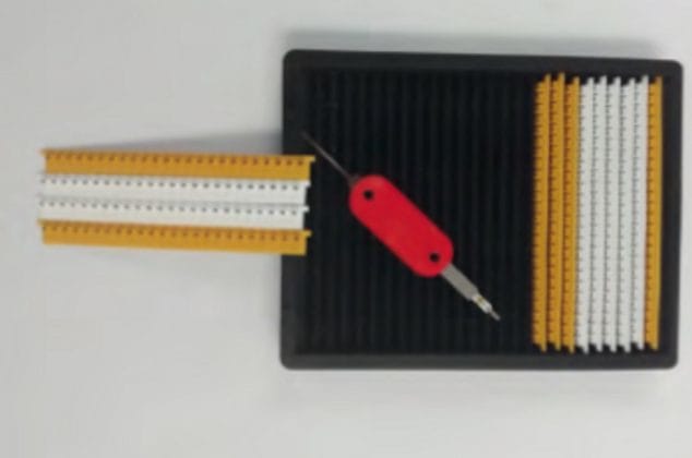 CABUR - Numerazione manuale 4x2,6mm giallo, simbolo U. CAB117UY