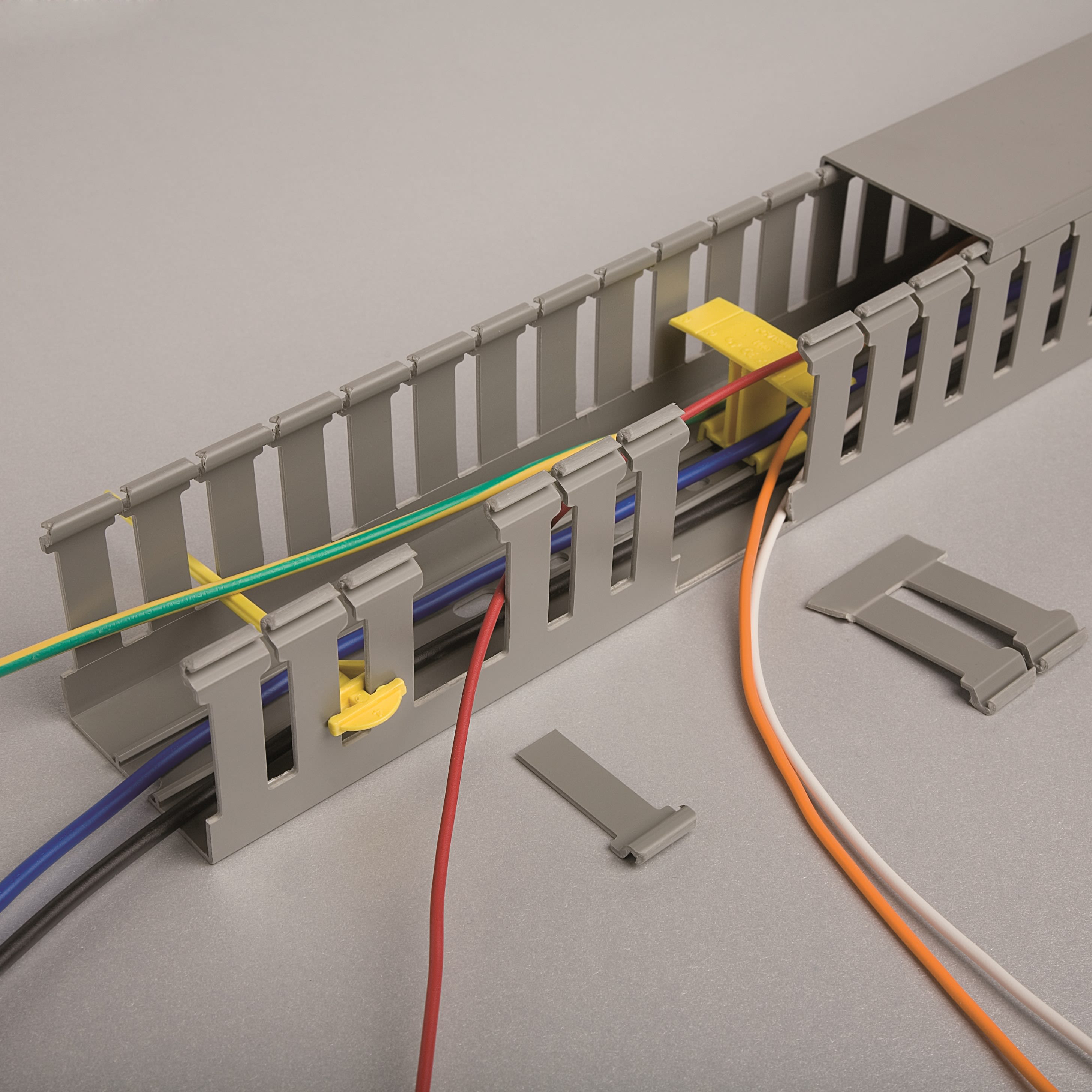 CANALPLAST - CAN.CABL.40X60 CG E5CG