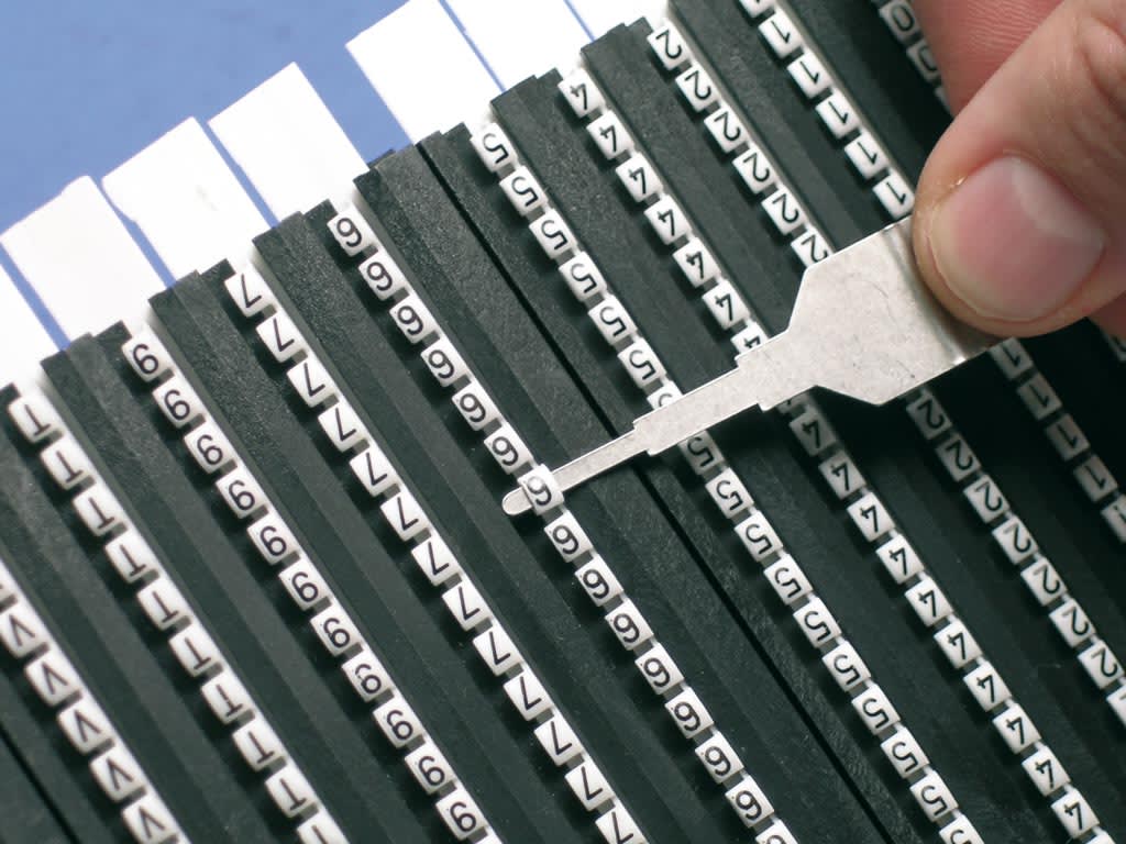 CEMBRE - STARTkit PMP-30 composto da sigle e tubetti 990050