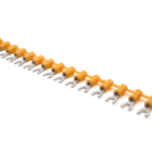 CEMBRE - Capocorda concatenato a forcella, preisolato in policarbonato giallo, per conduttori in rame halogen free, vite 4mm sezione 4-6 mmq.