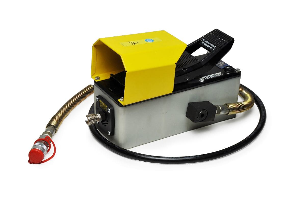 CEMBRE - POMPA PNEUMO-OLEOD.ARIA COMPRESSA DA 6-8BAR