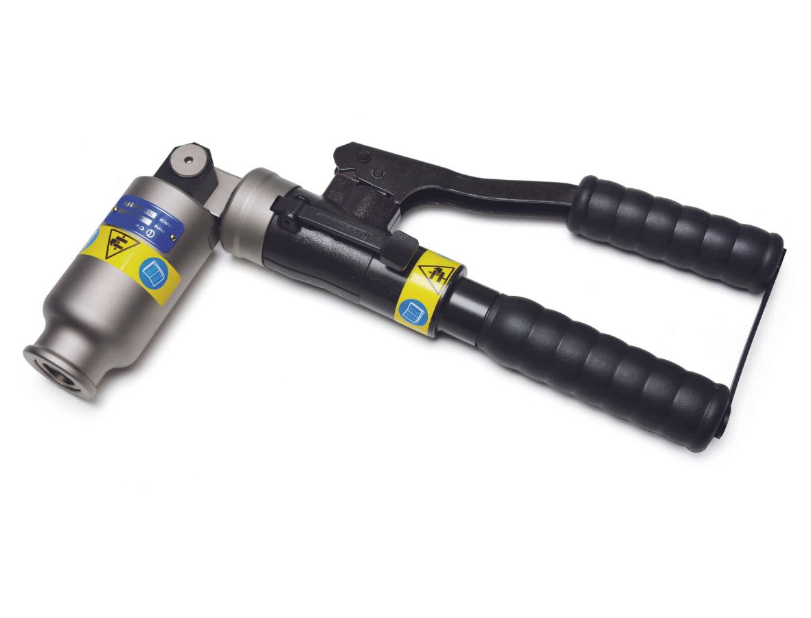 CEMBRE - Utensile oleodinamico Foralam mm D140/C220, adatto alla foratura di lamiere fino a 3,5 mm di spessore.