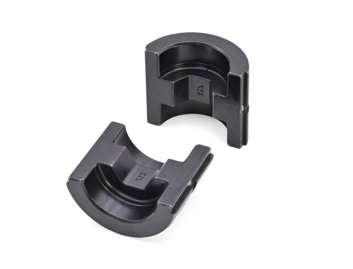 CEMBRE - Coppia matrici esagonali 130KN DIN48083 per lavori di precisione.