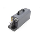 CEMBRE - Pressa pneumatica da banco per capicorda in PVC, PC e PA6.6 da 0,25 a 6 mmq, con tecnologia pneumo-oleodinamica.