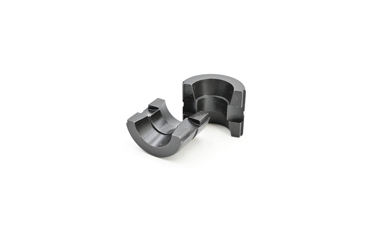 CEMBRE - Coppia matrici 130KN x M.T. 150-200mmq per lavori di precisione.