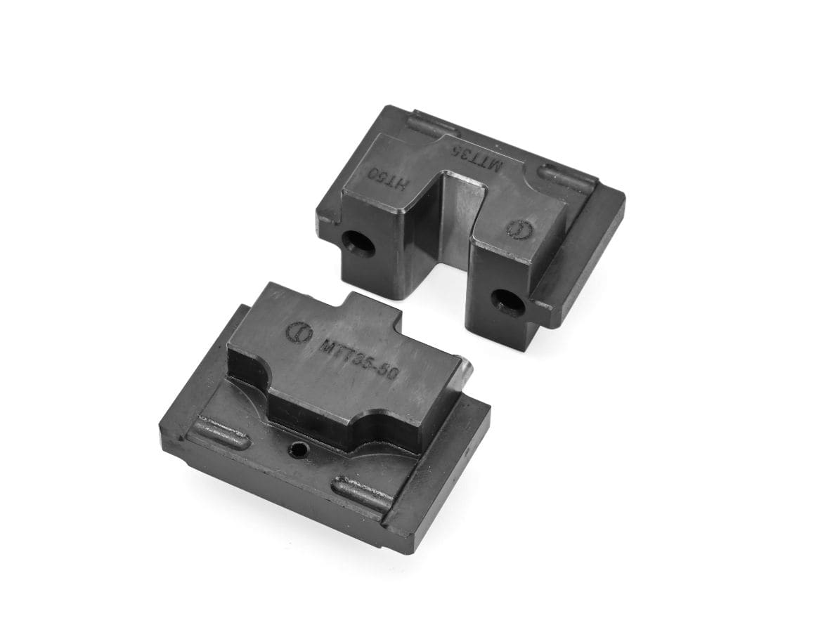 CEMBRE - Coppia matrici 50KN x tubetti 35mmq per lavori di precisione e resistenza.