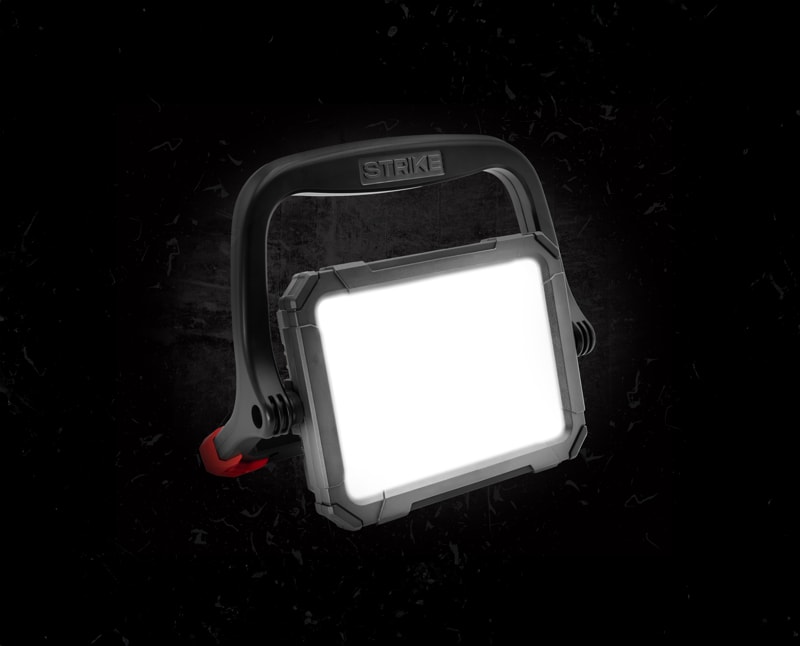 CENTURY - PROIETTORE PORT. LED STRIKE BATT. RICAR.