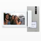 COMELIT - Serie Maxi - Kit video monofamiliare con posto esterno Quadra e monitor 7" Wi-Fi, sistema ViP, scatola incasso e supporto inclusi