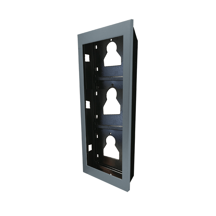 COMELIT - Serie Ultra - Telaio da incasso 3 moduli, alluminio silver RAL9006, anti-UV, affiancabile, 125.5x317.5x35mm