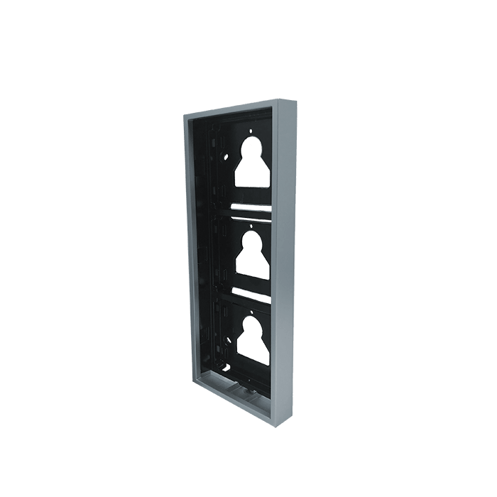 COMELIT - Serie Ultra - Custodia da parete 3 moduli silver RAL9006, sporgenza 35mm