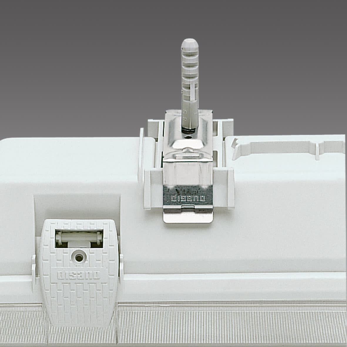 DISANO ILLUMINAZIONE - STAFFA A PLAFONE MONOLAMPADA 937 INOX