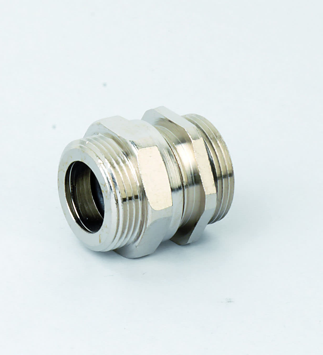 DKC EUROPE - Adattatore pressacavo metallico PG16 per cavi da 12-14 mm, resistente all'acqua IP54.