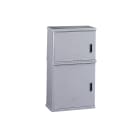 DKC EUROPE - Armadio in vetroresina a 2 vani, dimensioni 546 x 939 x 308 mm, ideale come armadietto.