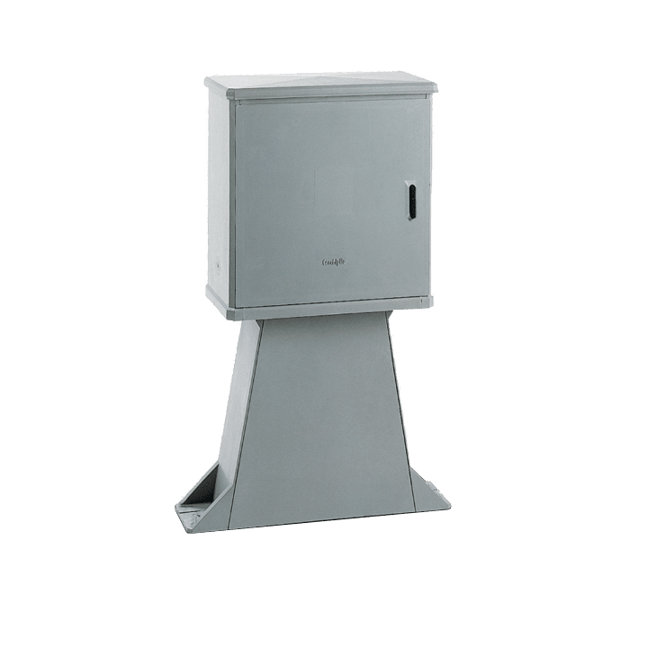 DKC EUROPE - Armadio in vetroresina a 1 vano con piedistallo, dim. 546 x 570 x 308 mm (BxAxP) - Colonna stradale in resina CVT/PT/0-P