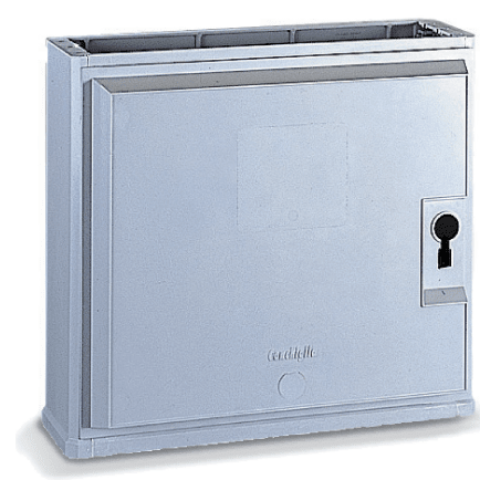 DKC EUROPE - Serie CV4M - Sopralzo in vetroresina con serratura, dim. 714 x 660 x 271 mm (BxAxP) - SV4M sopralzo in vetroresina. 073750028