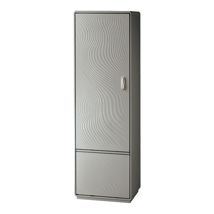 DKC EUROPE - Armadio in vetroresina Serie GRAFI 5, IP55, dim. 1390 x 580 x 460 mm, con zoccolo GH5-8/25/ZT. 077518199