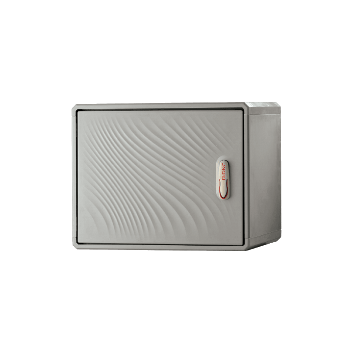 DKC EUROPE - Sopralzo per armadio in vetroresina Serie GRAFI 5, IP44, dimensioni 550 x 580 x 330 mm (AxBxP), codice G5-3/3/S-4 SMC.