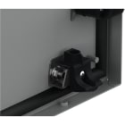 DKC EUROPE - Staffe autoallineanti per porta CE.