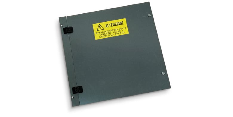 DKC EUROPE - Acc. Serie CVT-CVN - Controporta per armadi serie CV largh. 546 mm, vano alt. 570 mm, vers.opaca