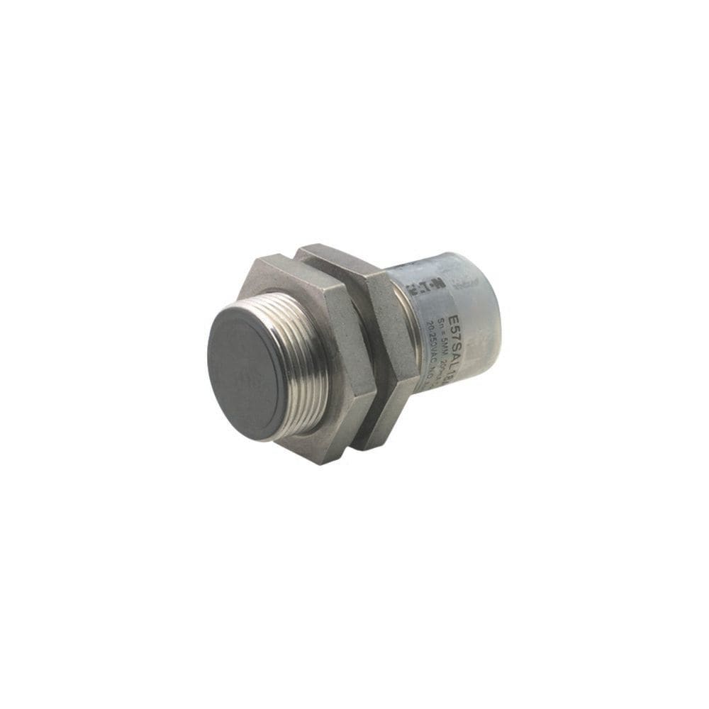 EATON INDUSTRIES - Interruttore di prossimita E57 Premium+ Short-Series, 1 NA, A 2 fili, 40 - 250 V AC, M18 x 1 mm, Sn= 5 mm, Piatto, Acciaio inox, Collegamento a spina.