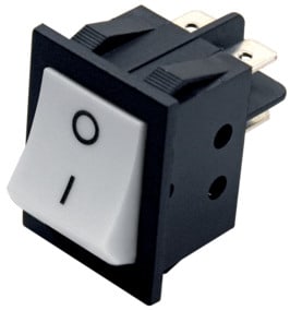 ELCART DISTRIBUTION - INTERR.BIPOL.AUTORIT.NERO 15A TUV 040713100