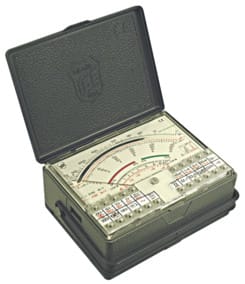 ELCART DISTRIBUTION - MULTIMETRO ANALOGICO MOD.680R 092900000